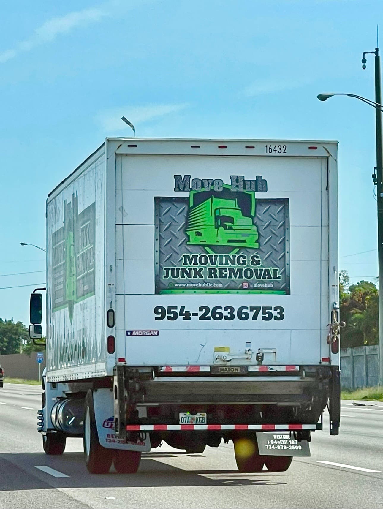 Move Hub LLC branded truck